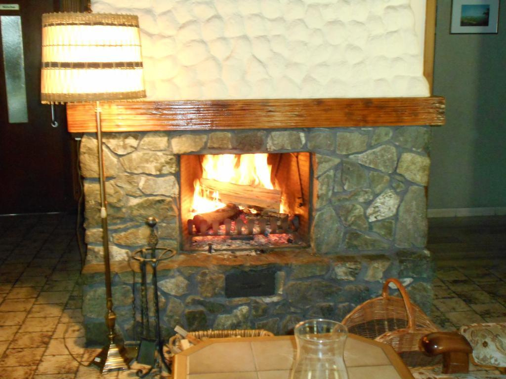 Rötenbach Hotel-Pension Zum Bierhaus מראה חיצוני תמונה
