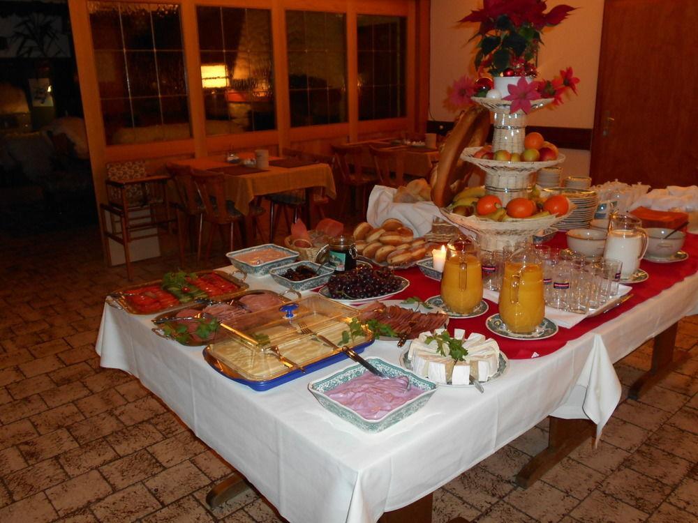 Rötenbach Hotel-Pension Zum Bierhaus מראה חיצוני תמונה
