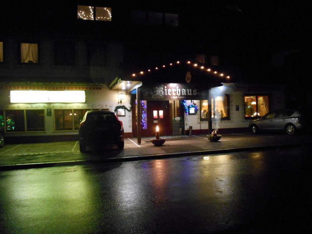 Rötenbach Hotel-Pension Zum Bierhaus מראה חיצוני תמונה